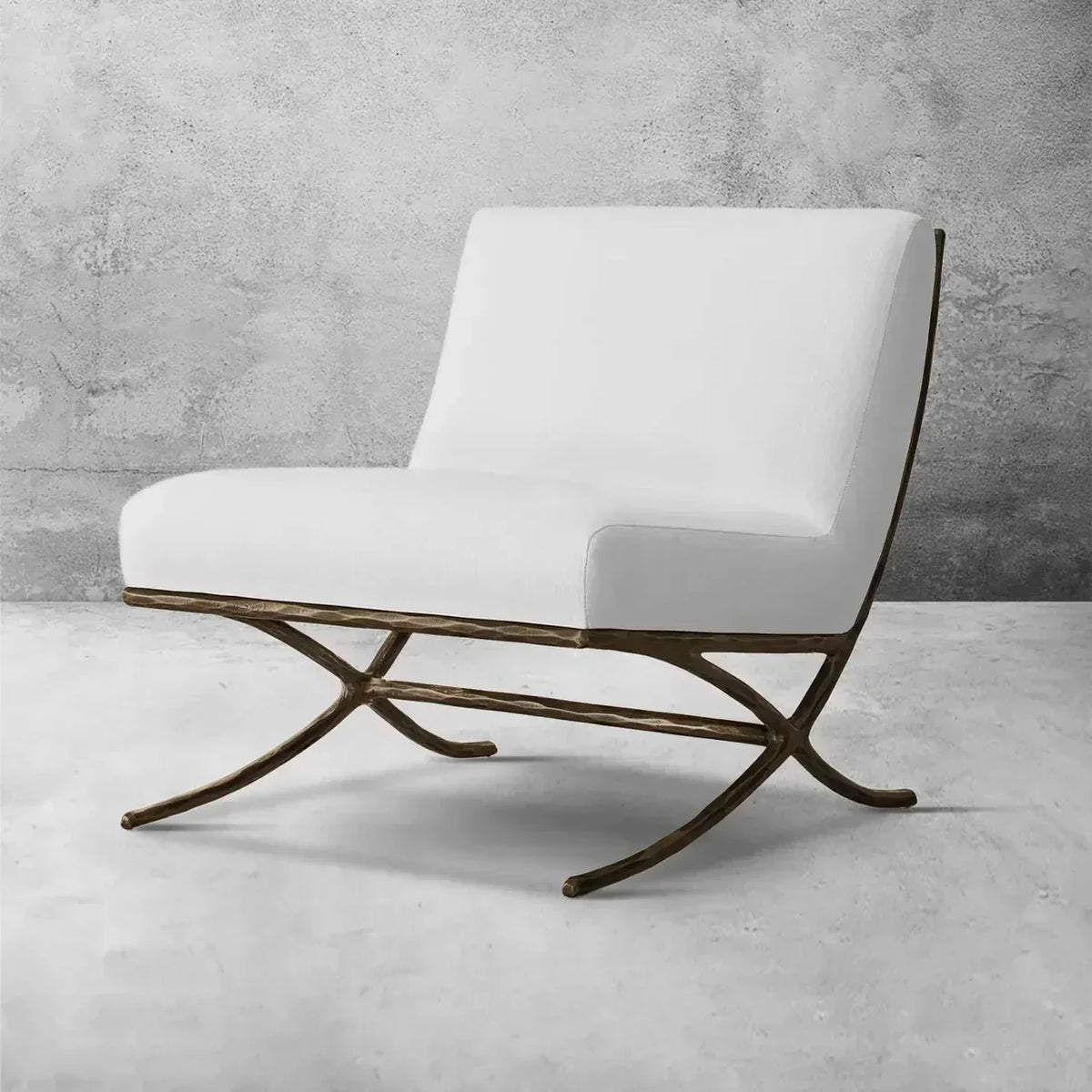 Thaddeus X-base Leather Slipper Chair