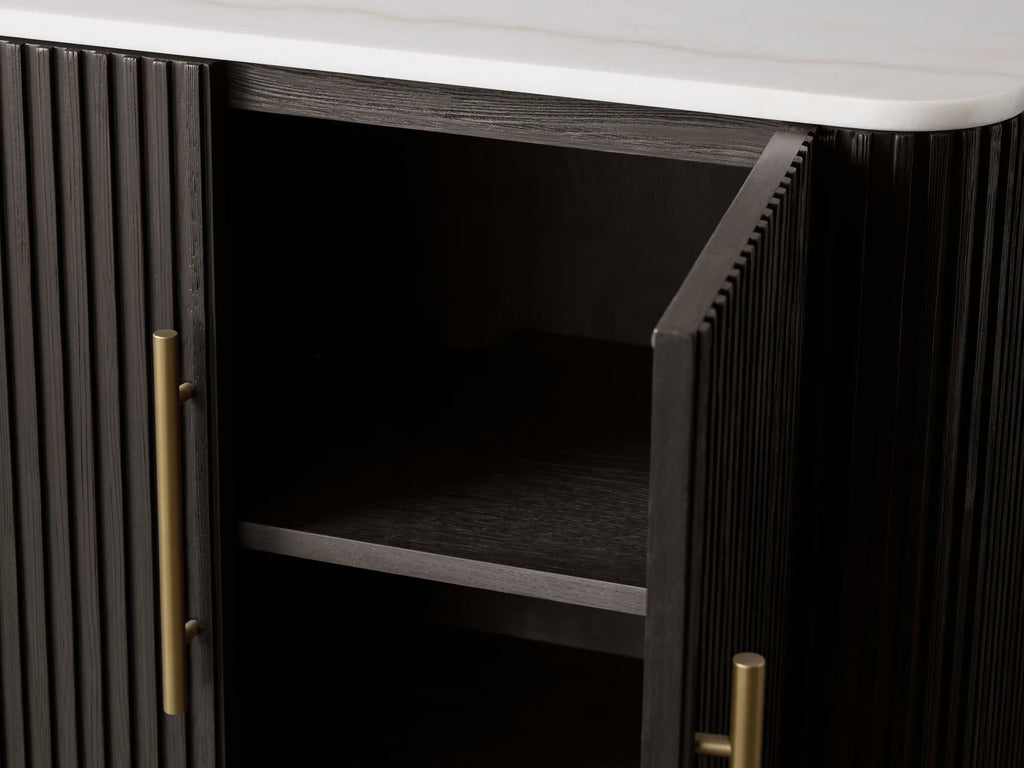 Finnley Hall Chest
