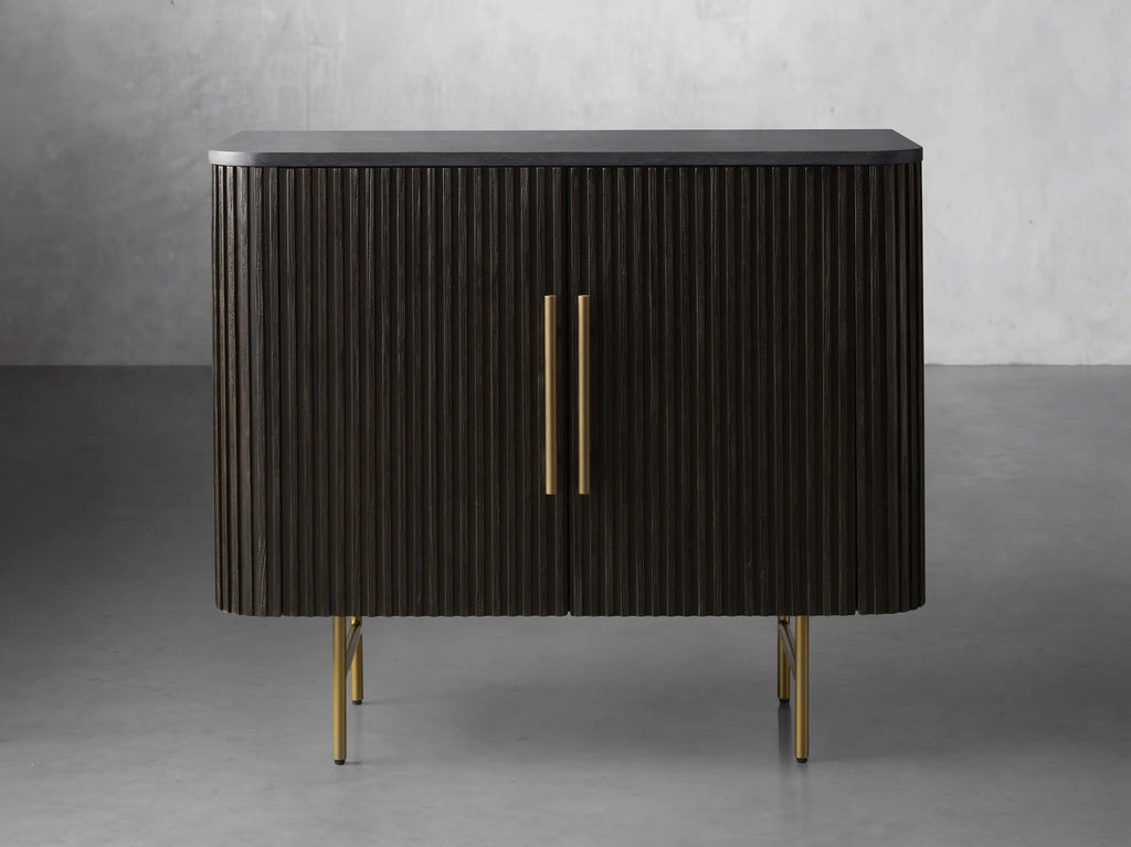 Finnley Hall Chest