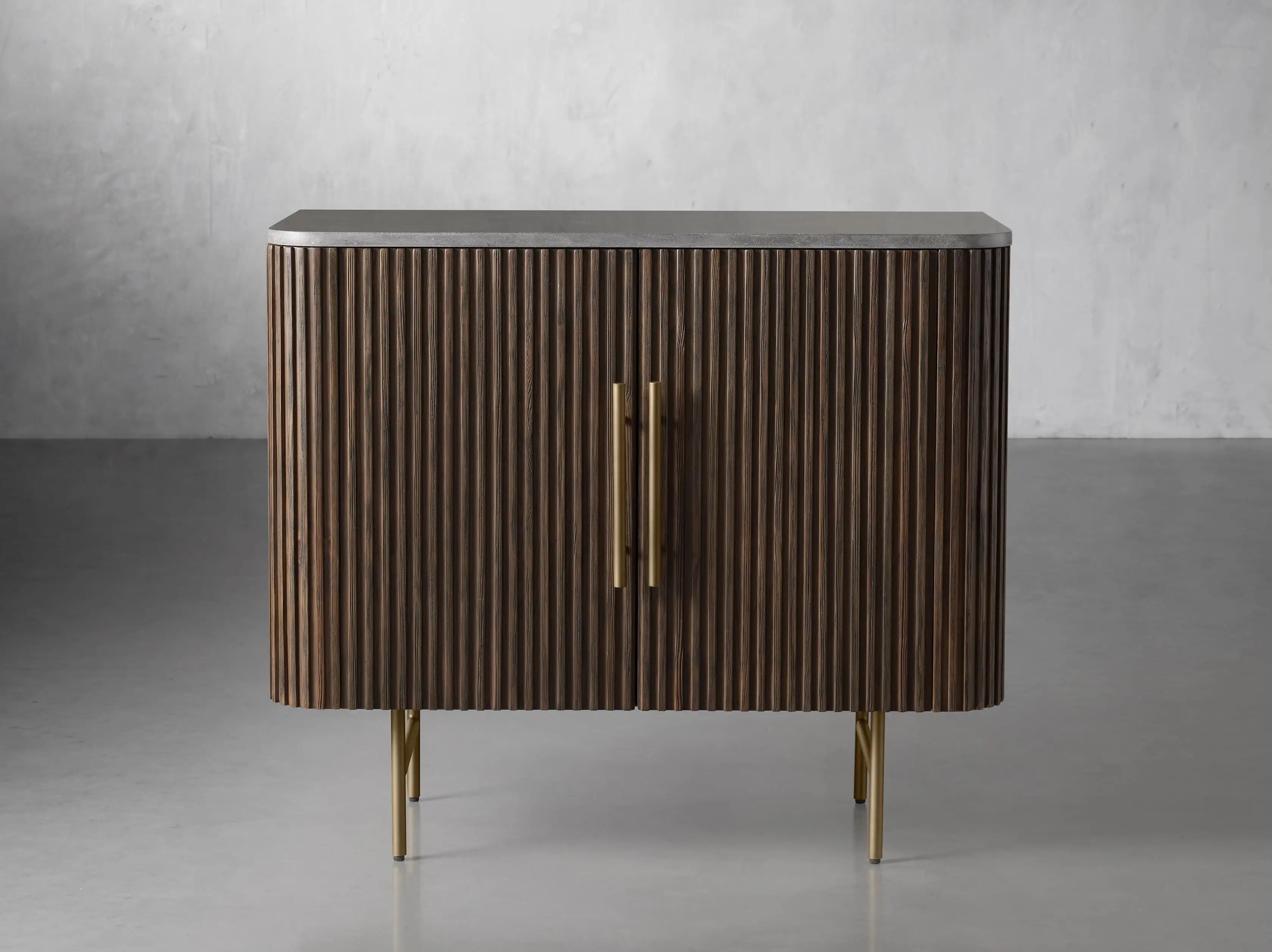 Finnley Hall Chest