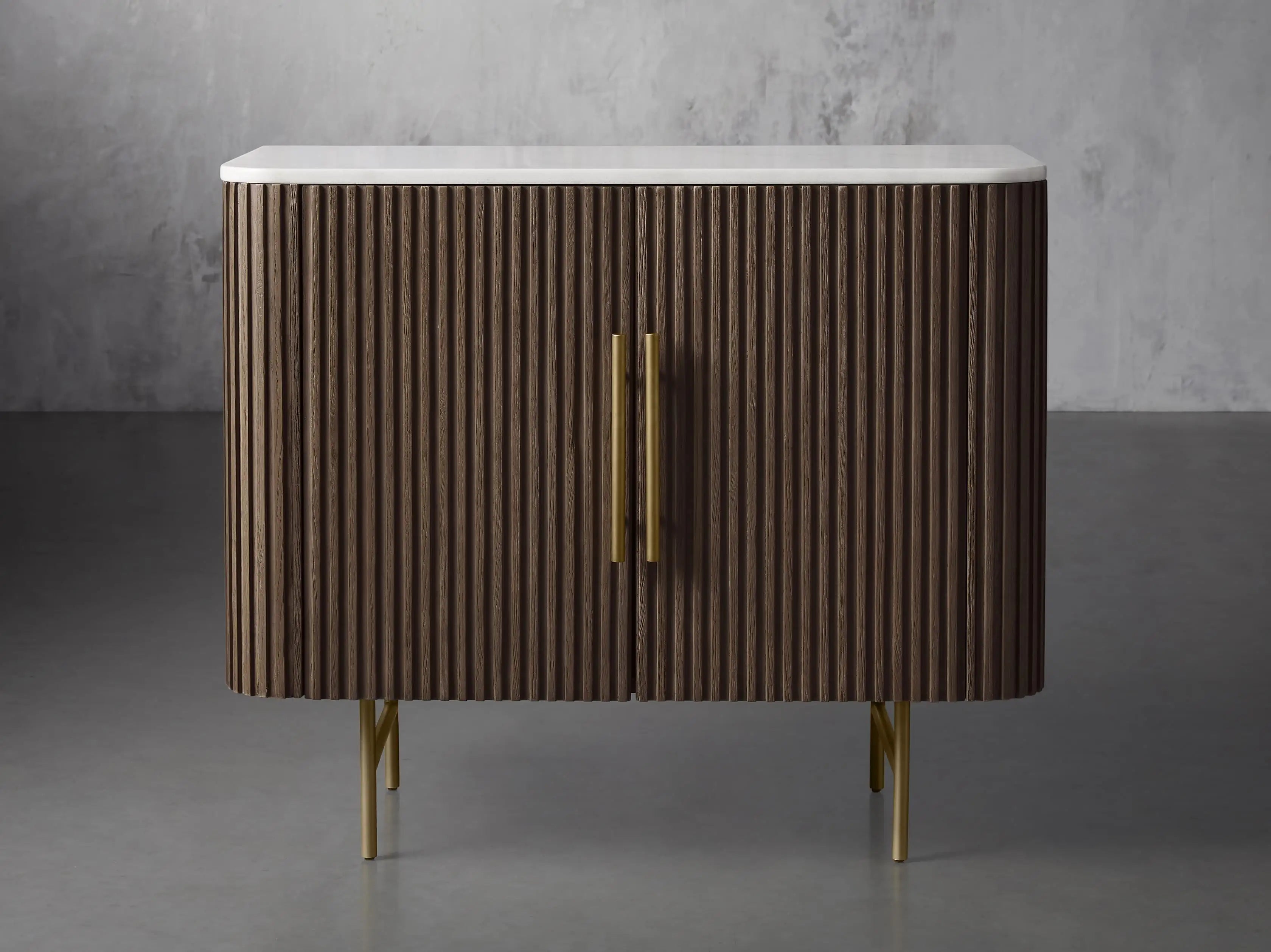 Finnley Hall Chest