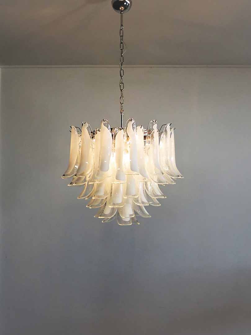 Murano Chandelier – 53 petals – White