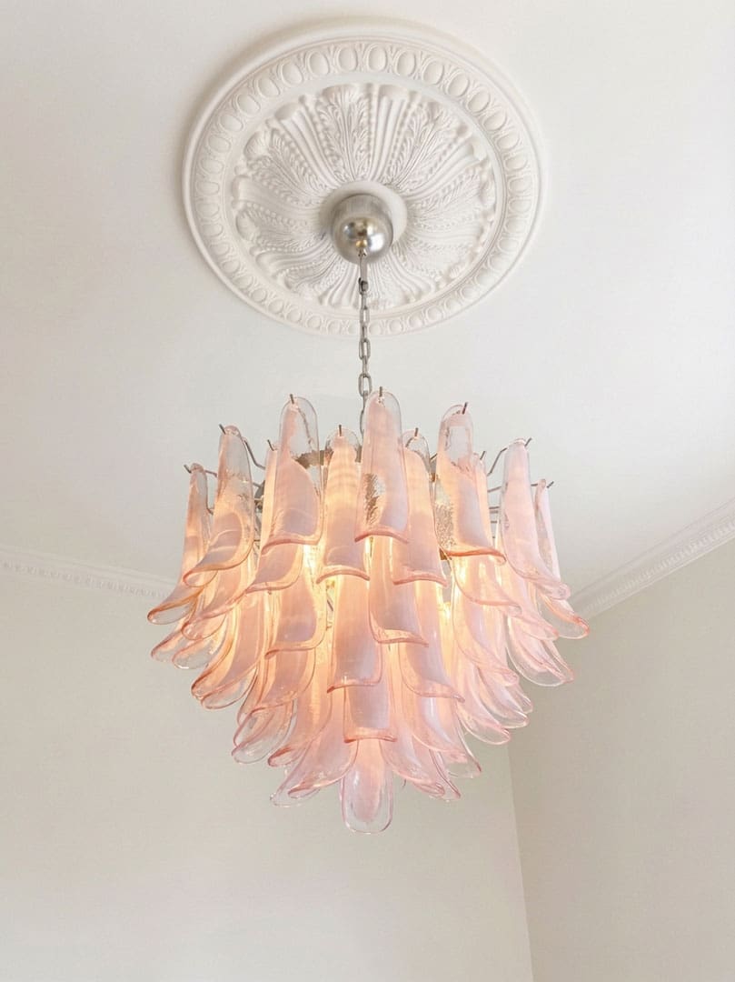 Murano Chandelier – 53 petals – Pink