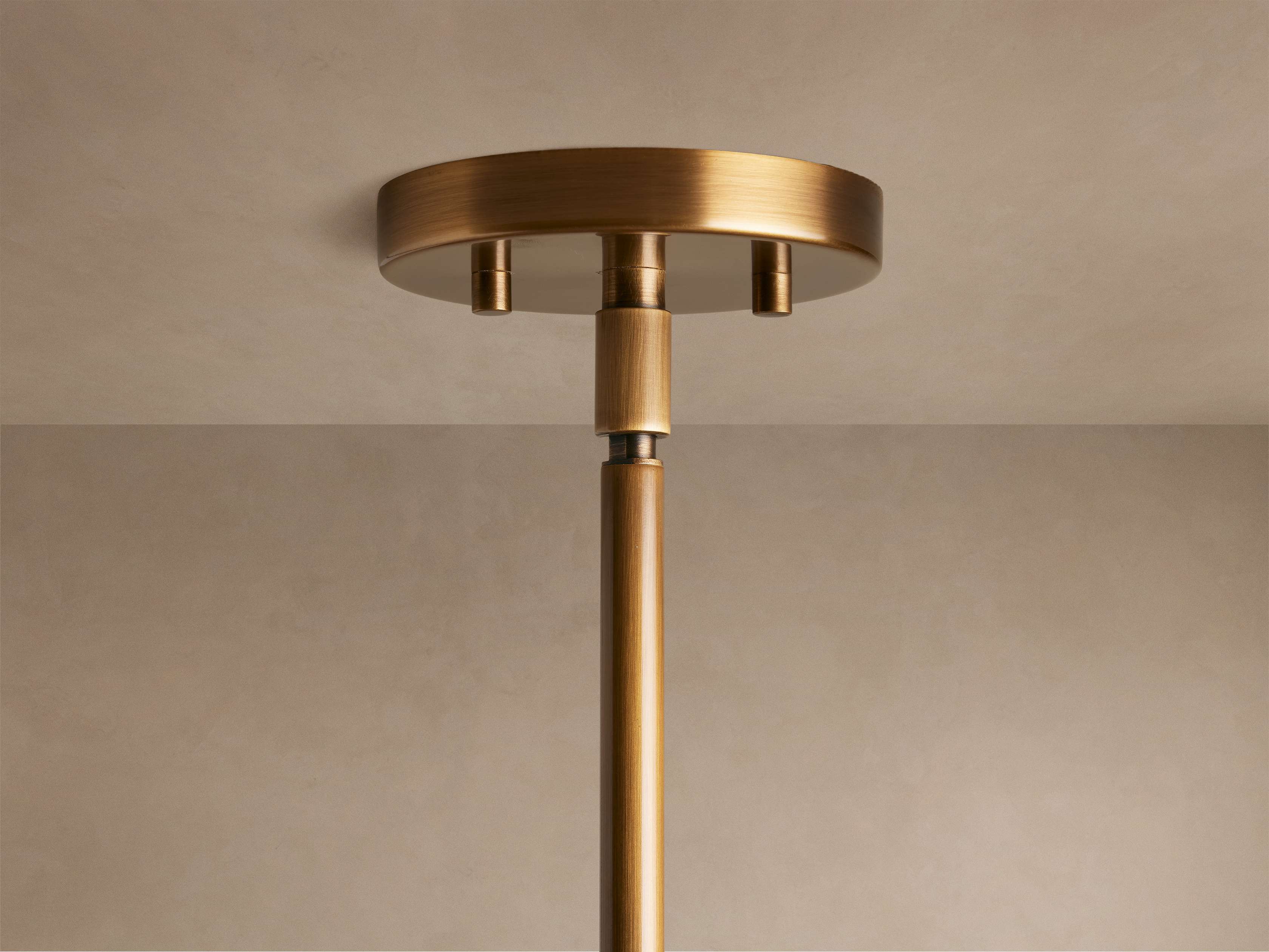 Rome Pendant