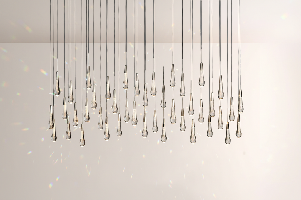 Raindrop Glass Solitaire Linear Chandelier-kimoylights