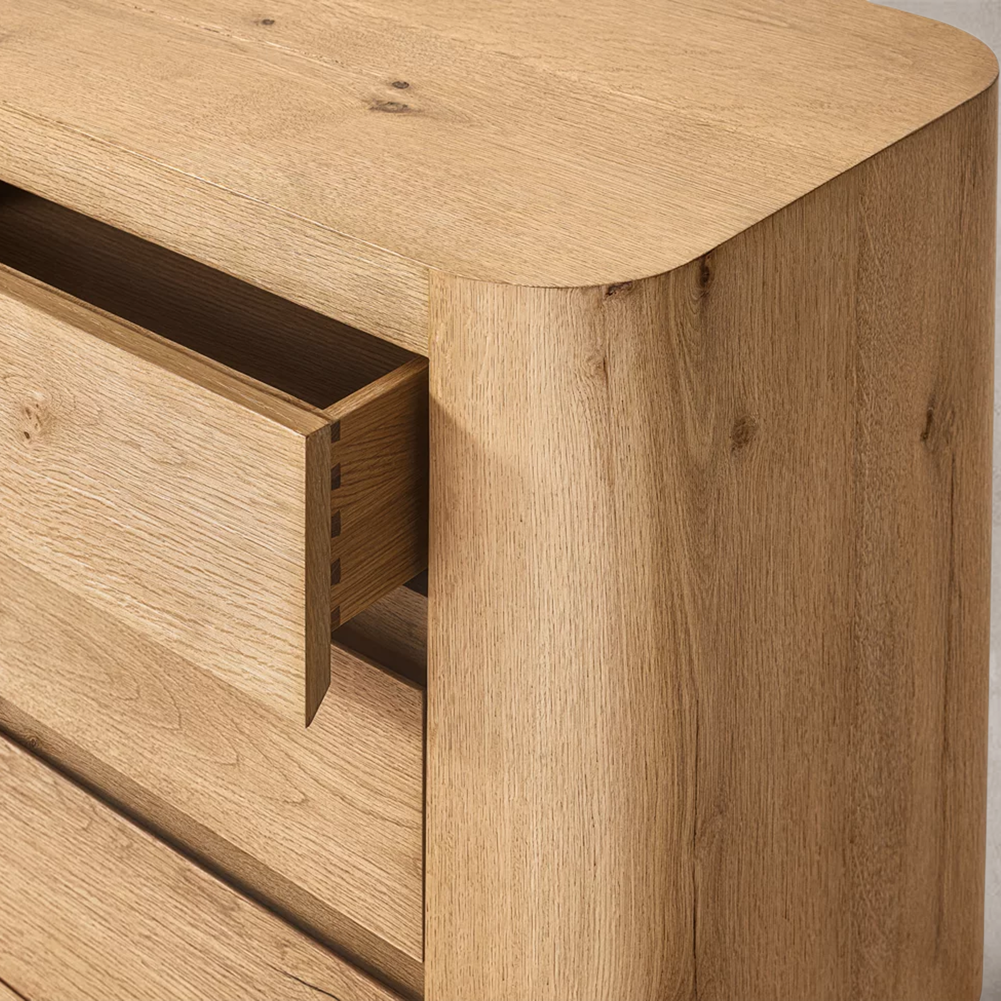 Oslo Closed Nightstand
