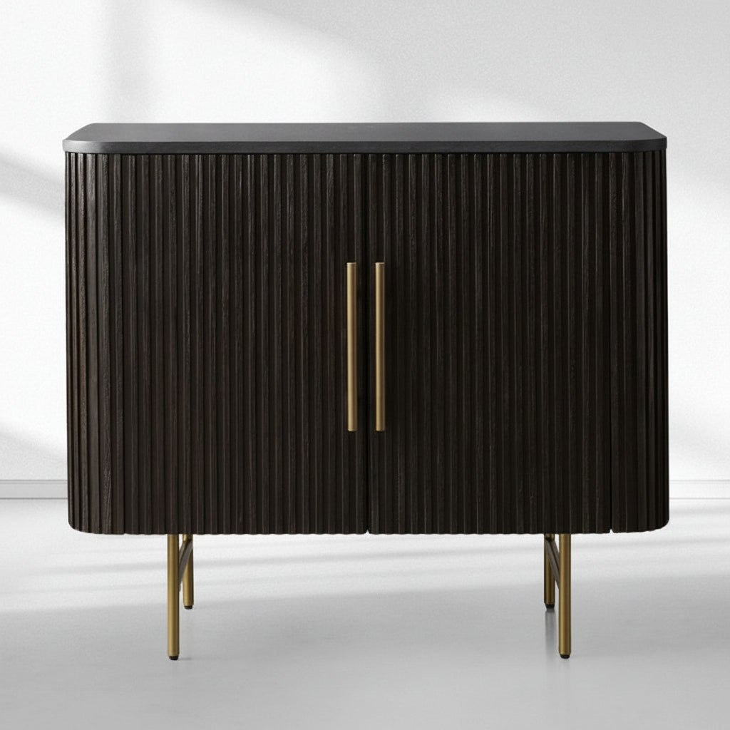 Finnley Hall Chest