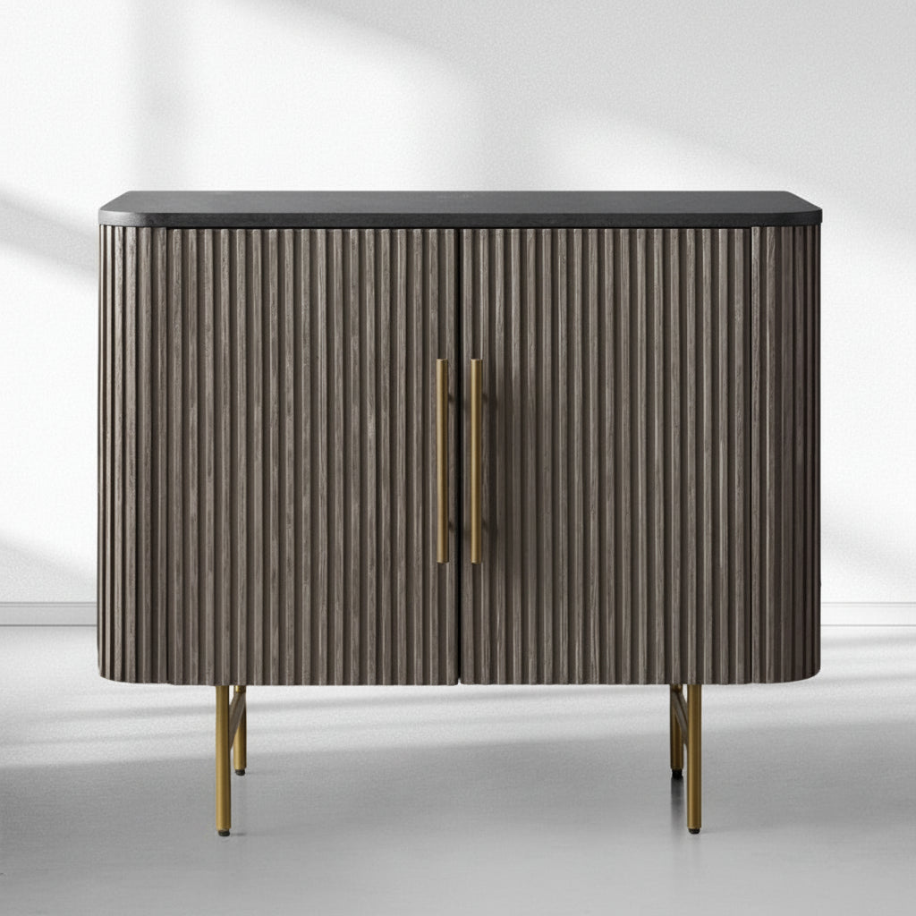 Finnley Hall Chest