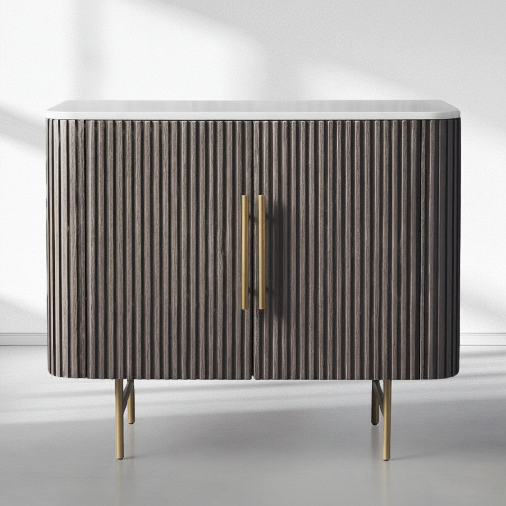 Finnley Hall Chest