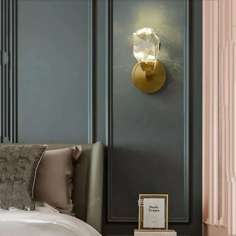 Flash Faceted Crystal Prisms Short Wall Sconce