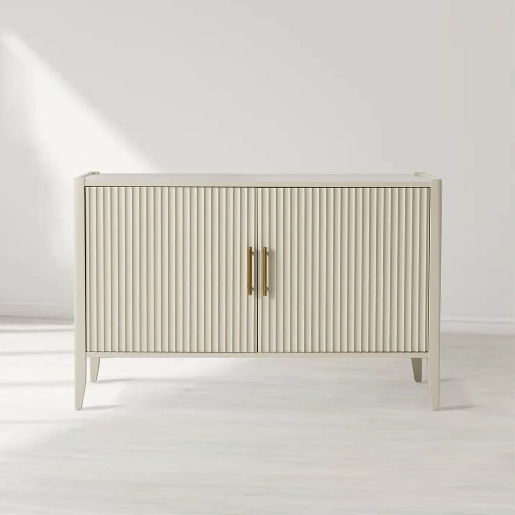 Louis Media Console