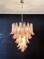 Murano Chandelier – 52 petals – Pink