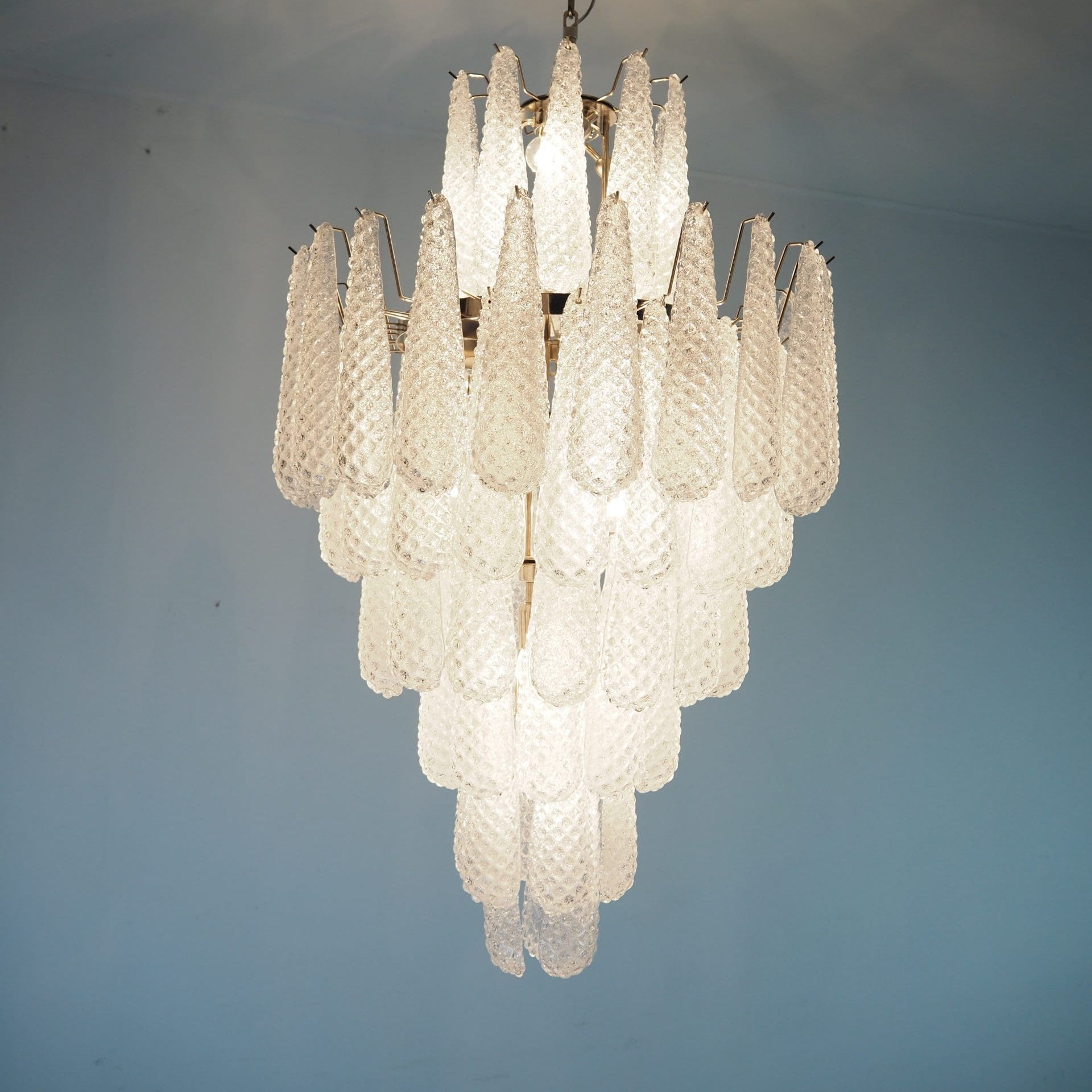 Murano Chandelier – Drop – 85 glasses – Transparent