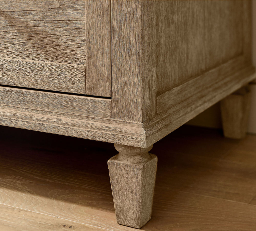Sausalito 8-Drawer Dresser 76"
