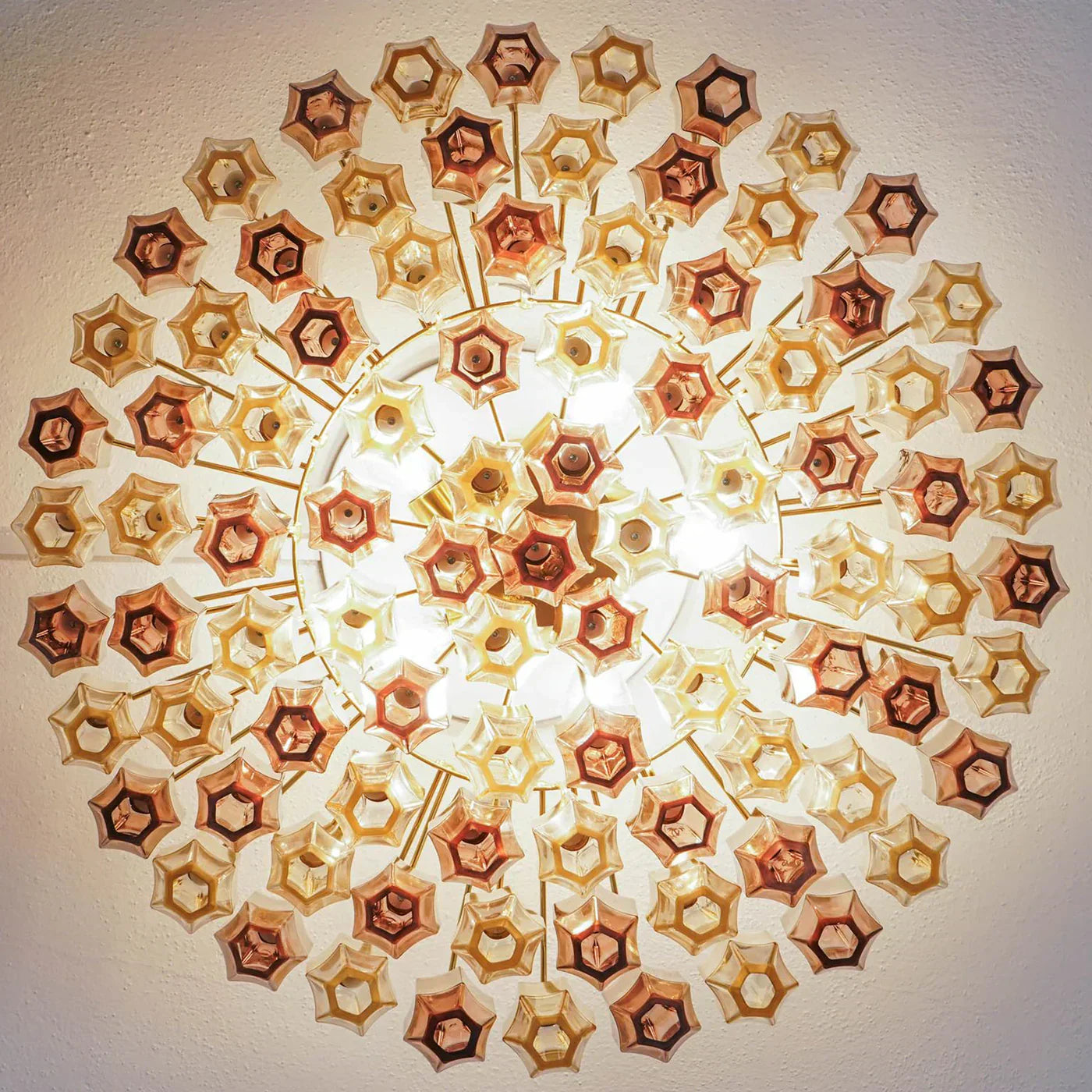Prismatico 91 Elements Amber And Amethyst Compact Glass Chandelier 25"