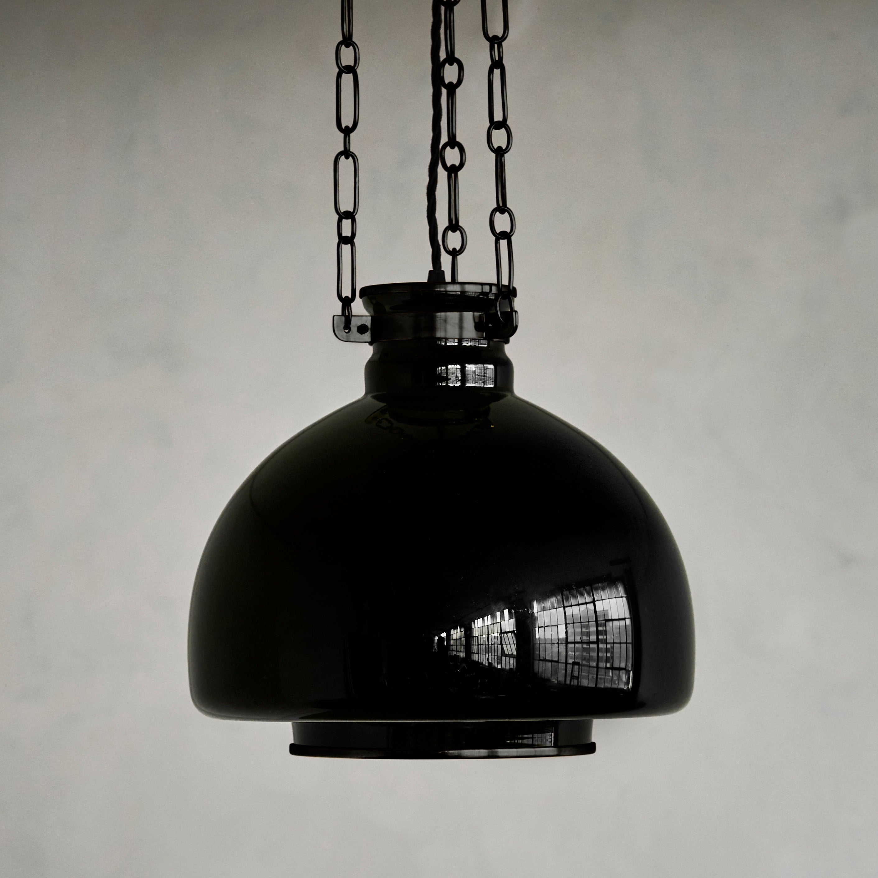 Roman And Williams Solna Pendant