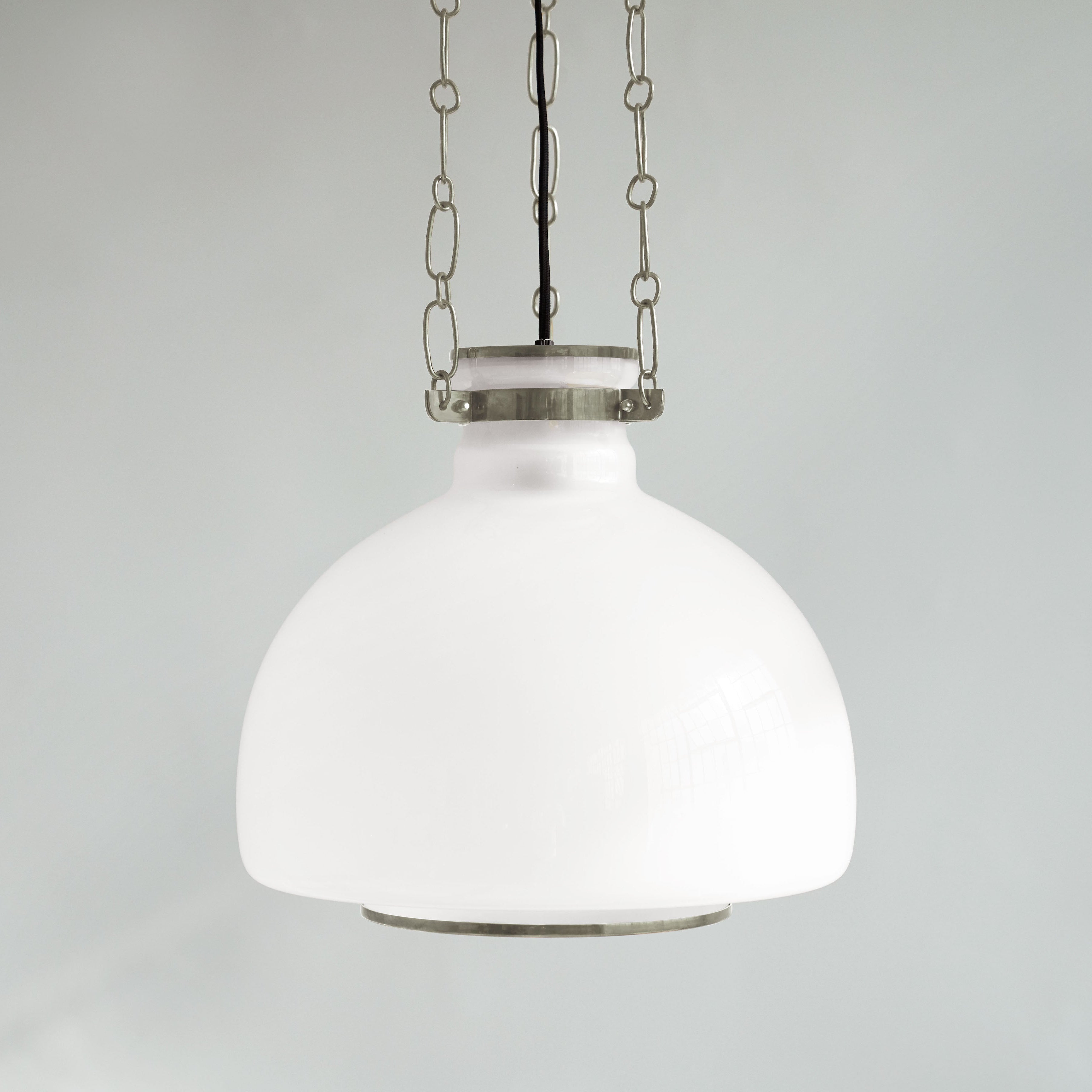 Roman And Williams Solna Pendant